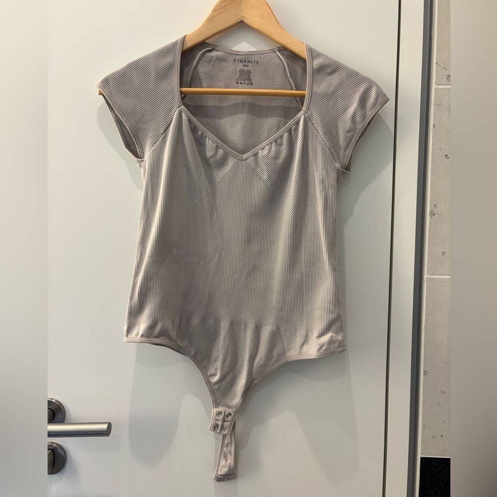 Dynamite Light Gray Ribbed Bodysuit